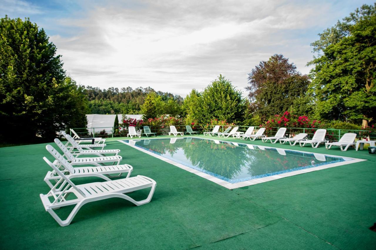 Hotel Marion Poiana Dumbraveni  Extérieur photo